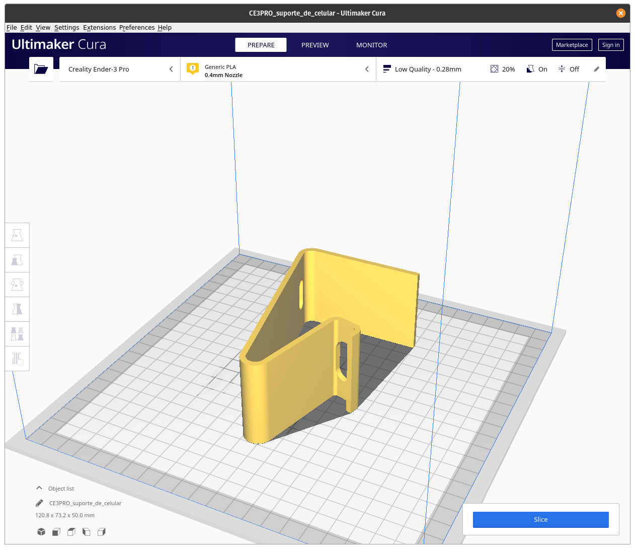 Captura de tela do Ultimaker Cura mostrando um modelo de suporte de celular reorientado para ter sua lateral em contato com a superfície de impressão