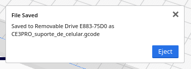 Captura de uma fração da tela do Ultimaker Cura mostrando que o arquivo foi salvo com sucesso e um botão para ejetar a mídia removível
