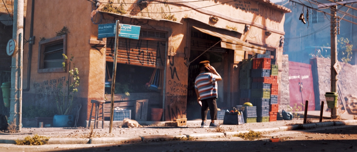 Imagem que mostra uma pessoa falando ao telefone em frente a um comércio. À sua volta, há caixas de mercado, paredes “pichadas”, postes e placas com o nome da rua, tudo muito colorido, pois agora a imagem apresenta a aplicação de materiais e texturas.