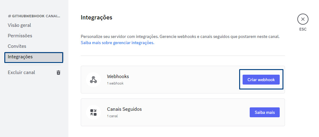 Captura de tela mostrando a página de gerenciamento de integrações para um canal do Discord. Aparece a opção de Webhooks nas integrações e está destacado o botão “Criar webhook” à direita.